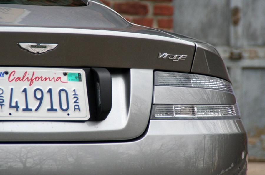 Детали экстерьера Aston Martin Virage 2011 года  (NA) (фото 34 из 39)